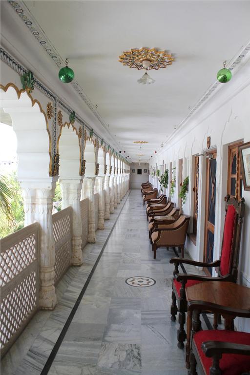 Hotel Pushkar Palace Екстериор снимка