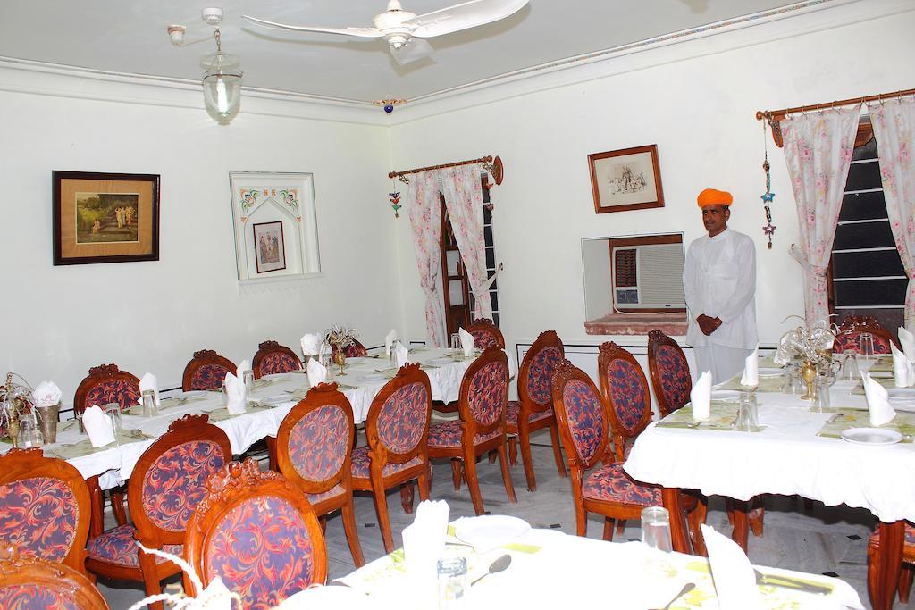 Hotel Pushkar Palace Екстериор снимка